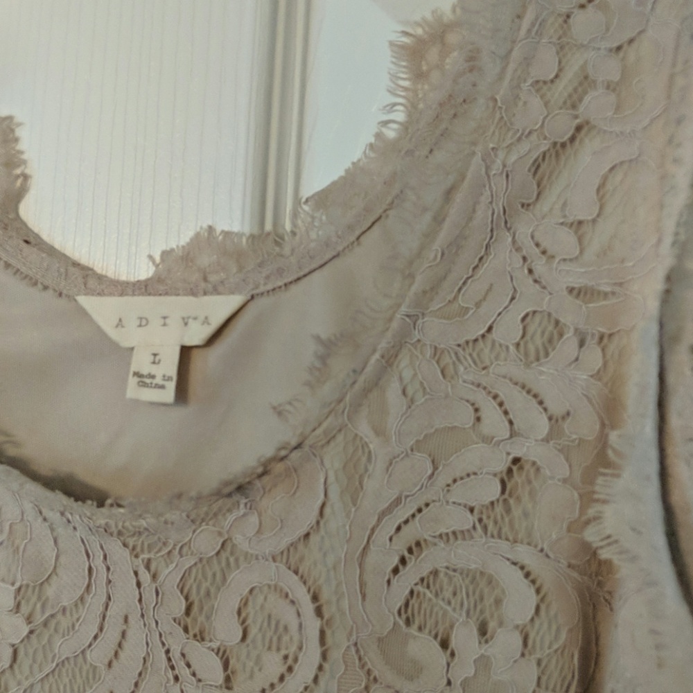 Adiva tank. Size L. - Picture 3 of 3